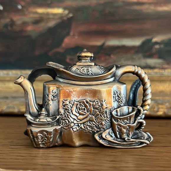 Vintage Accents Vintage Metal Tea Set Place Cardholder Or Business